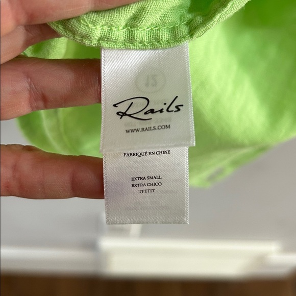 Rails Ellis Gauzy cotton Button Up Shirt in Jade Lime - Picture 7 of 10